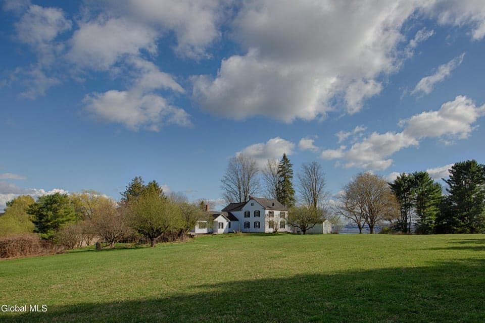 217 Walters Way, photo 4