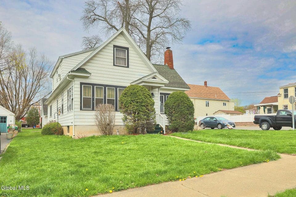 9 6th Street, photo 5