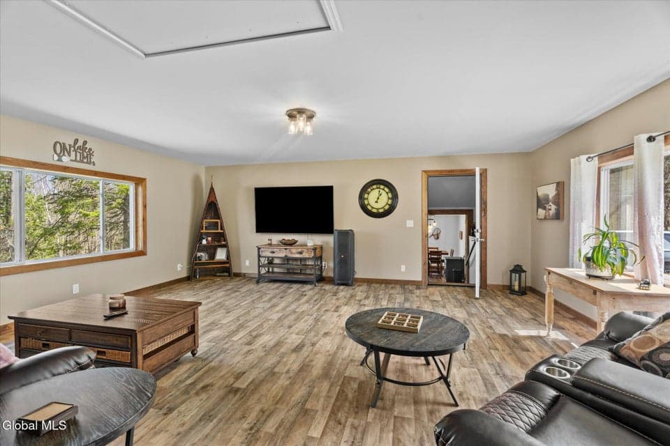 9549 Graphite Mountain Road, photo 5