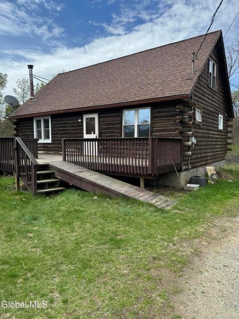 885 S Schodack Road, photo 1