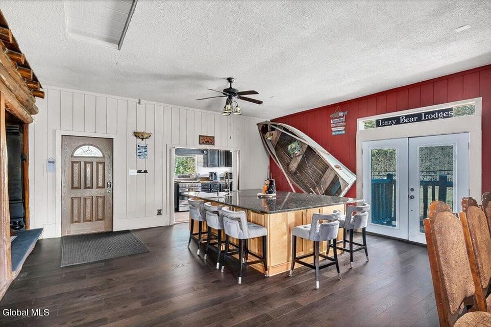 3619 Lake Shore Drive, photo 3