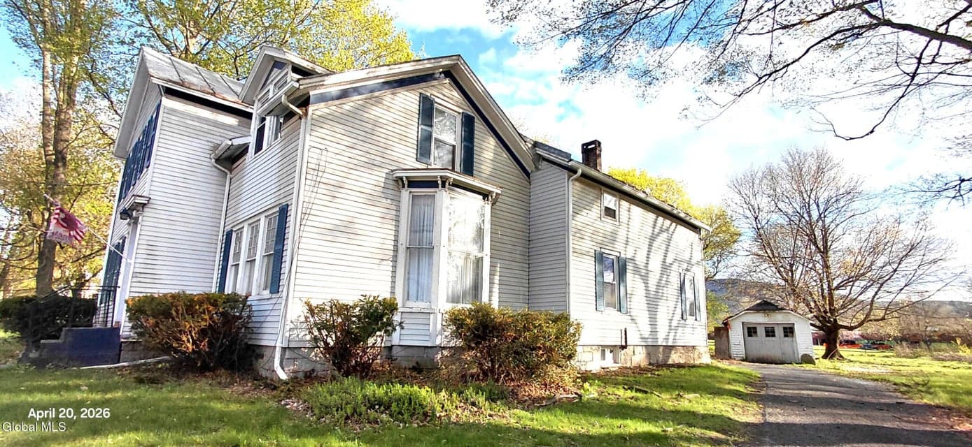 233 Main Street, photo 4