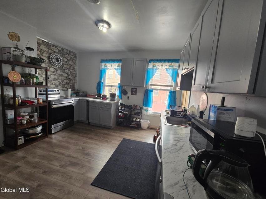 603 Nott Street, photo 5