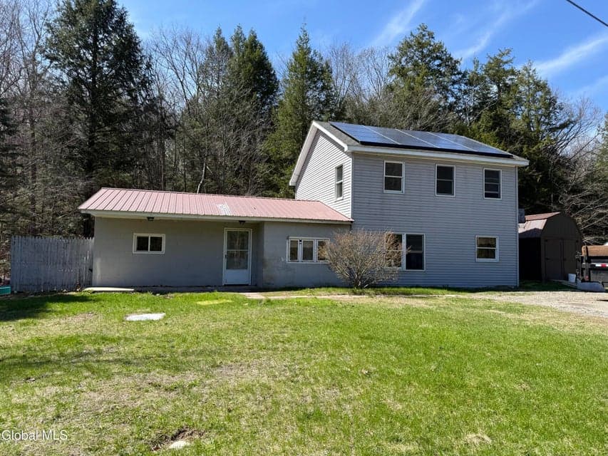 79 Michigan Lane, photo 1