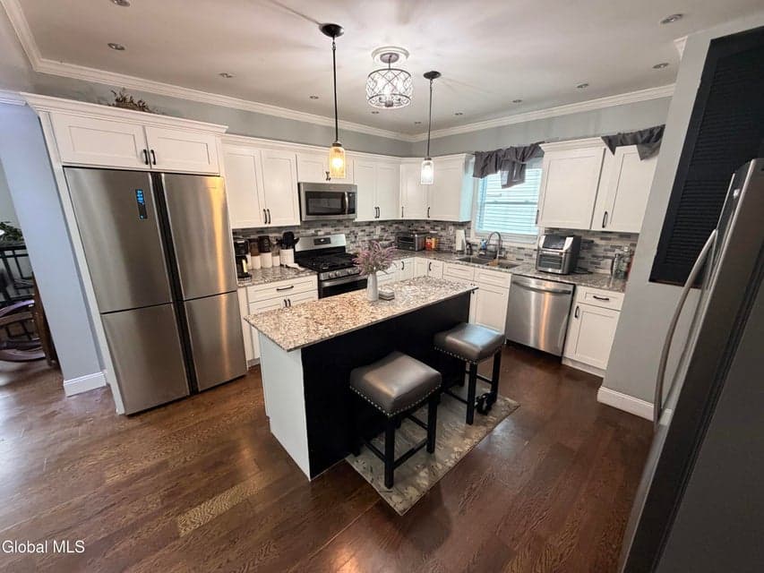 1025 Hegeman Street, Schenectady, NY, photo 3