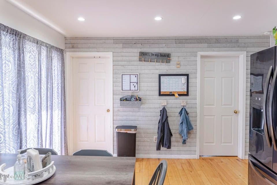 542 Hudson River Road, photo 5