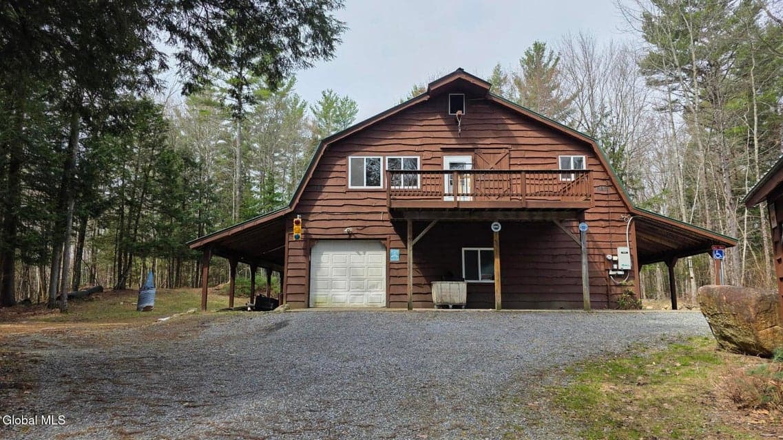 241 Windfall Road, photo 1
