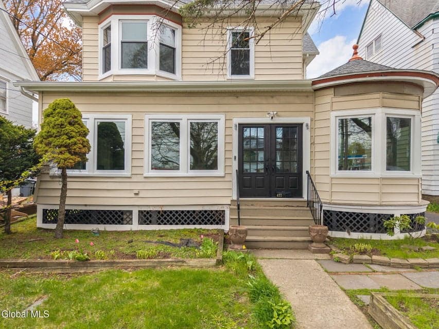 477 Western Avenue, photo 4