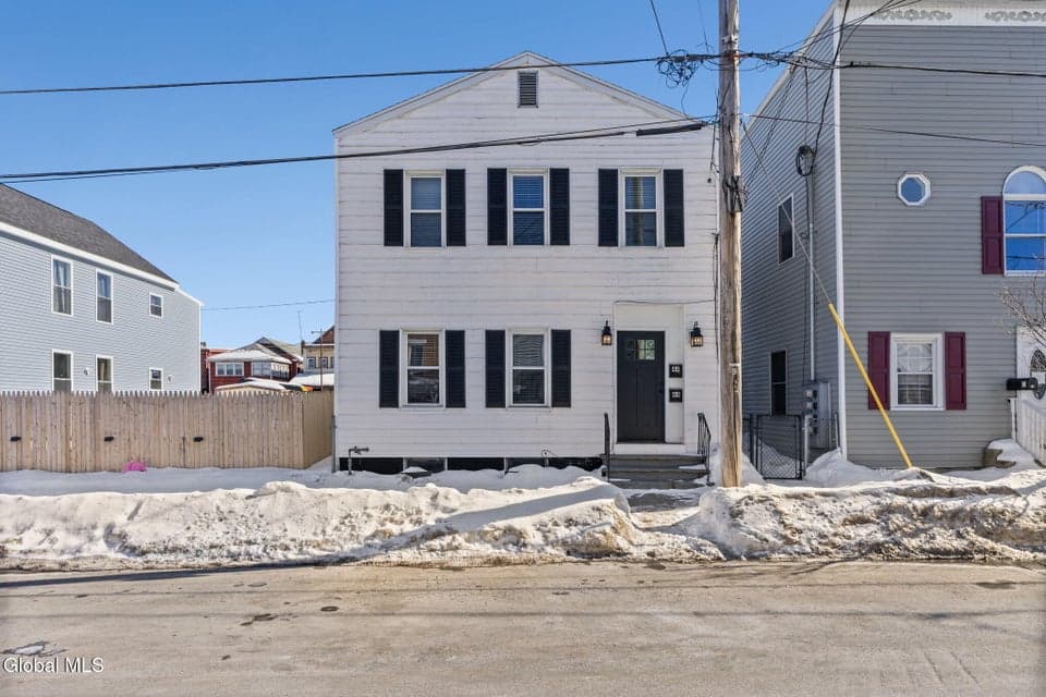 44 Paine Street