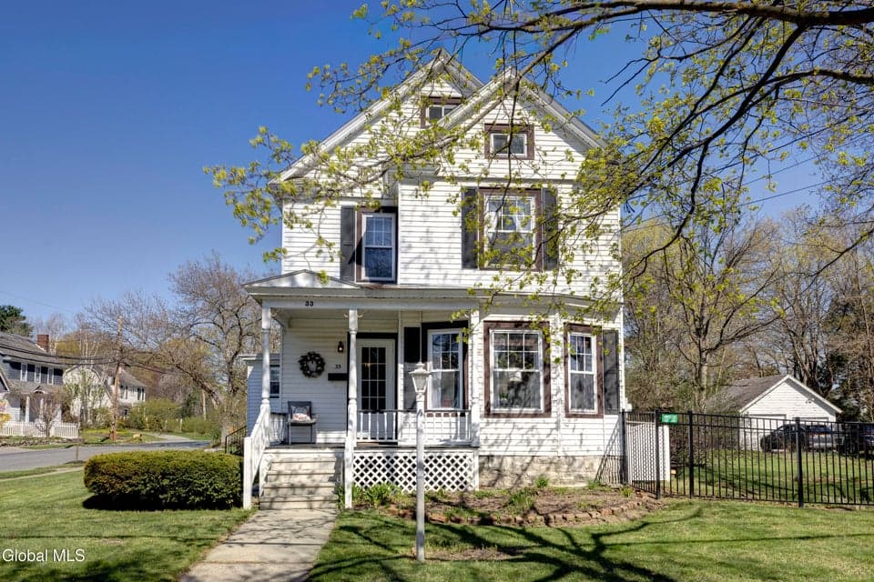 33 Sheridan Street, Glens Falls, NY, photo 2