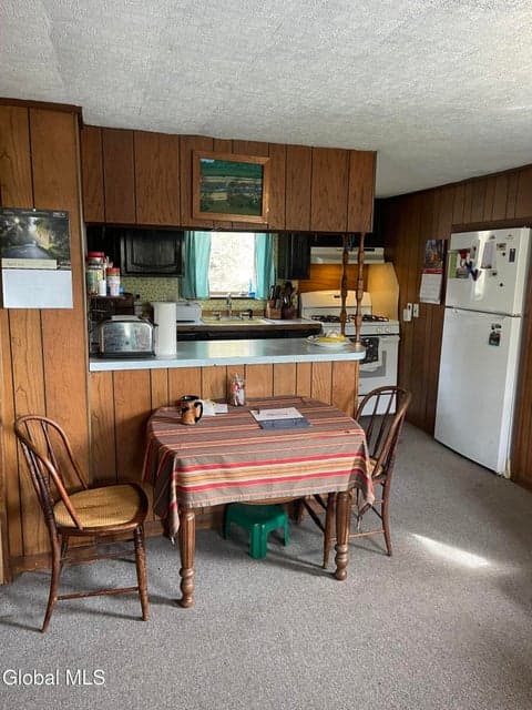 523 Enders Avenue, photo 4