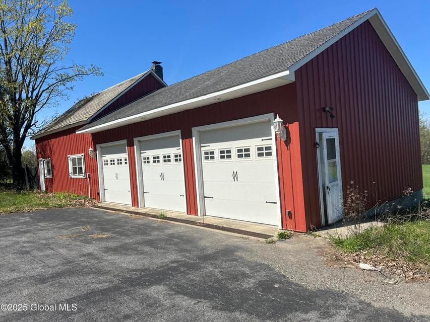 2299 Coach Road, photo 5