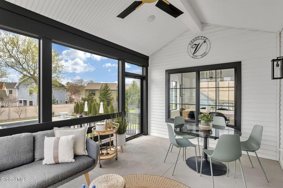 315 Jefferson Street, photo 3