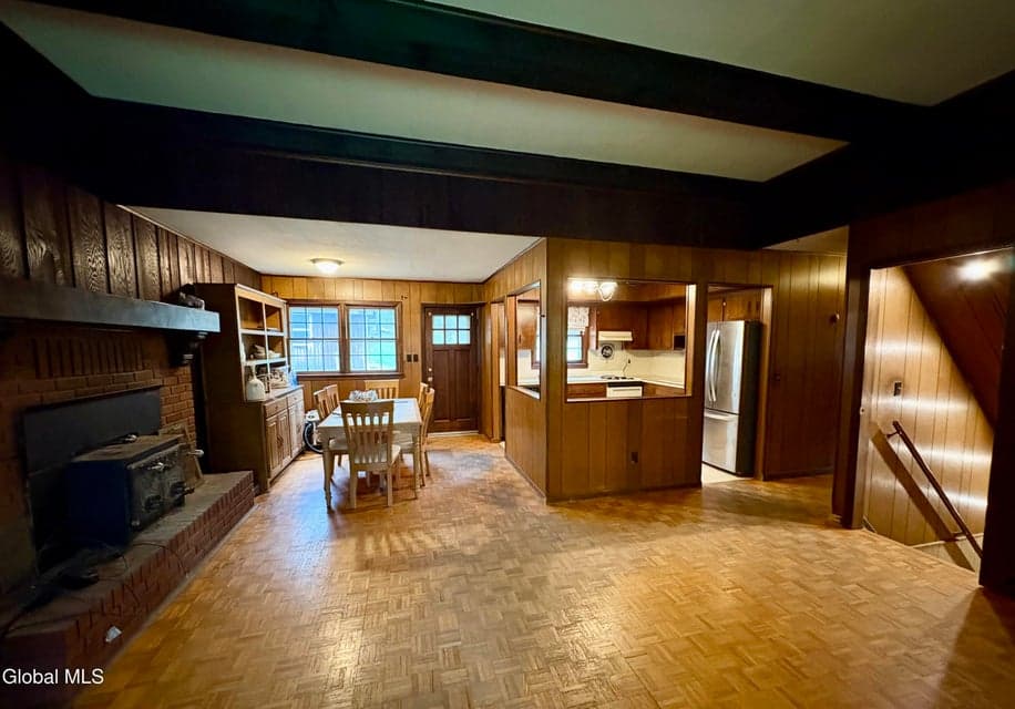 1064 Titus Lake Road, photo 3