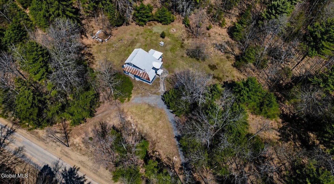 268 Glasshouse Creek Road, photo 3