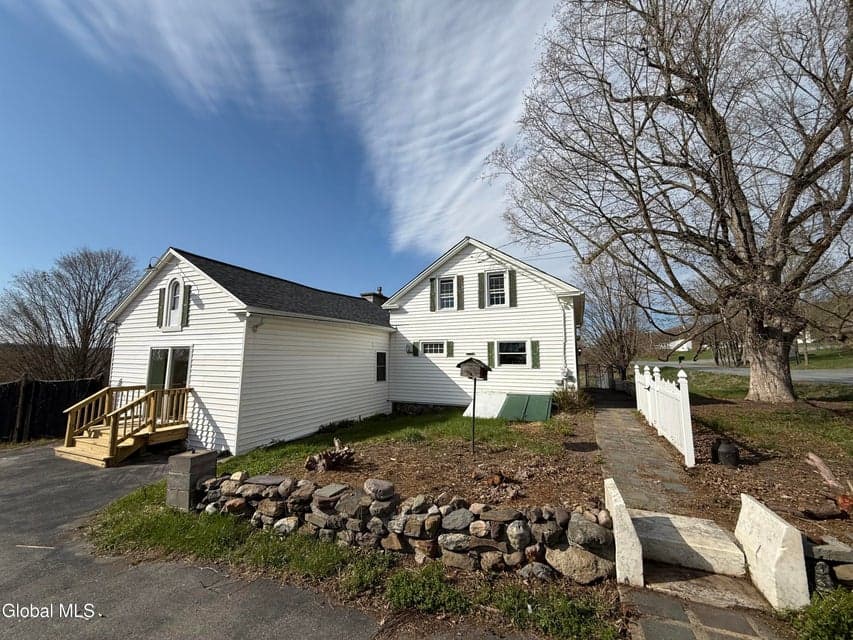 2299 Coach Road, photo 4