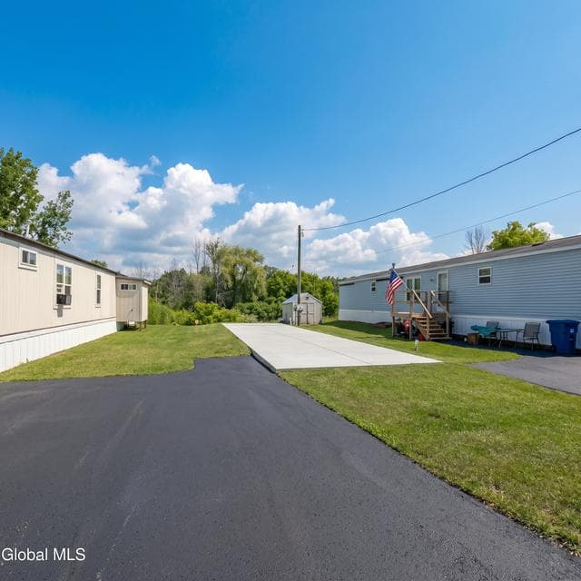 40 Meadow Lane, photo 4