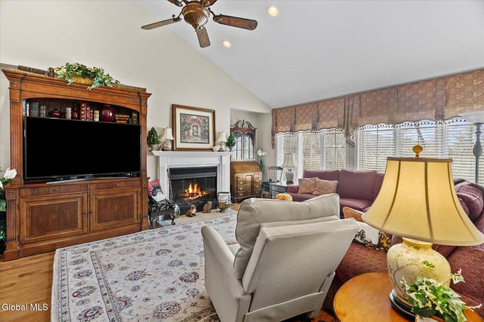 68 Mossy Point Road, photo 4