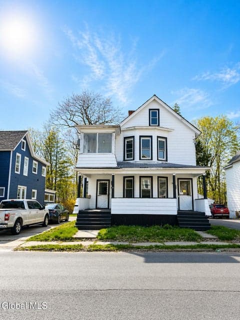 348-350 Locust Avenue, Amsterdam, NY 12010, photo 1