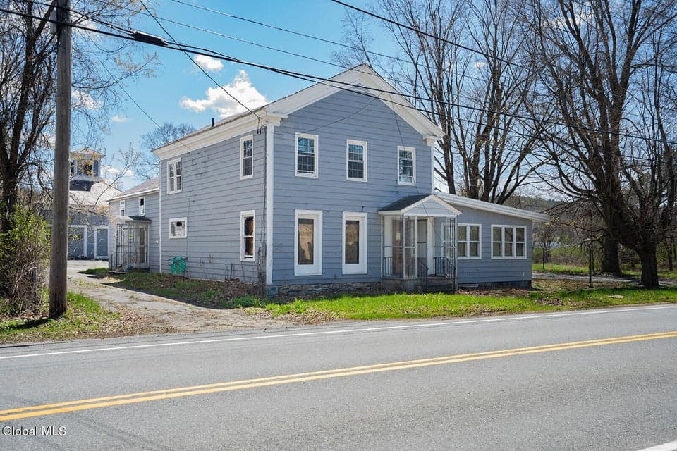 14 S Main Street, photo 2