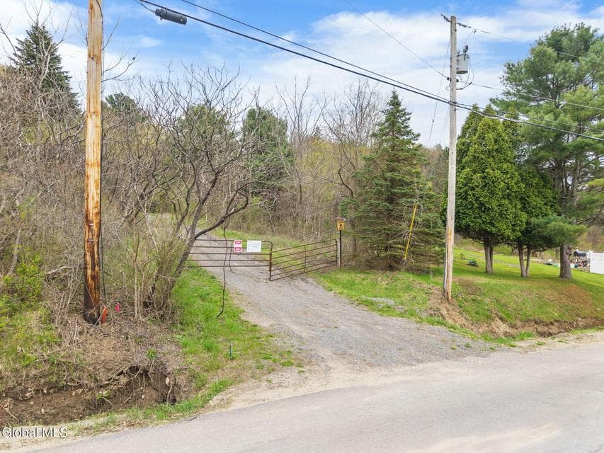 L 24.2 Switzer Hill Road, photo 4