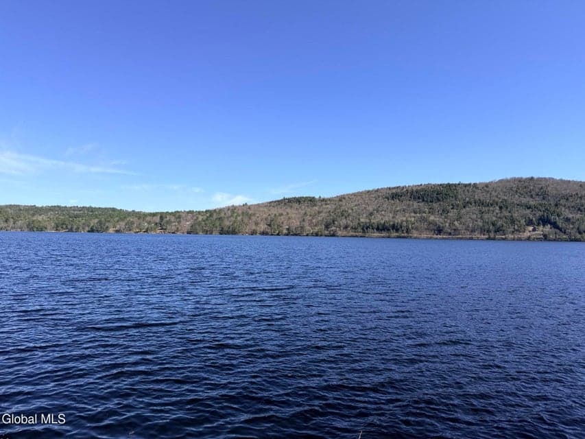1397 N Shore Road, photo 1