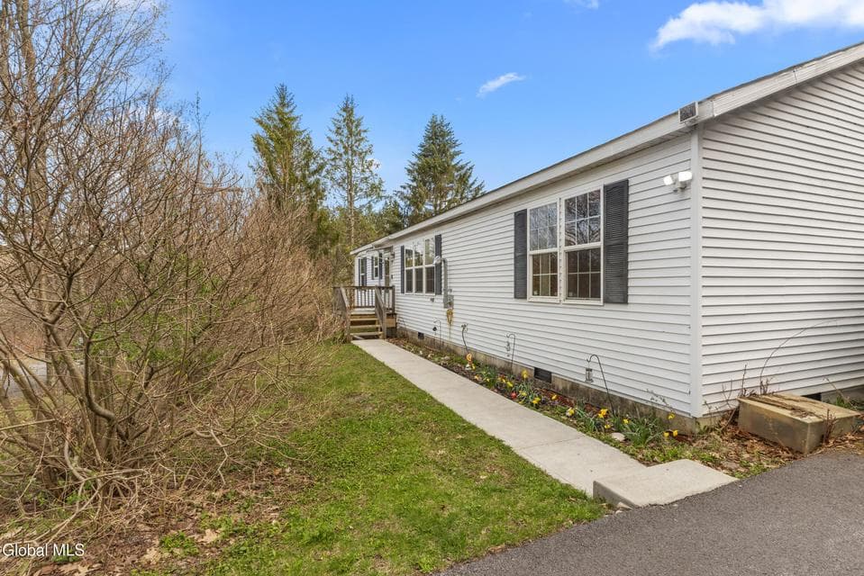 319 Tower Road, photo 4