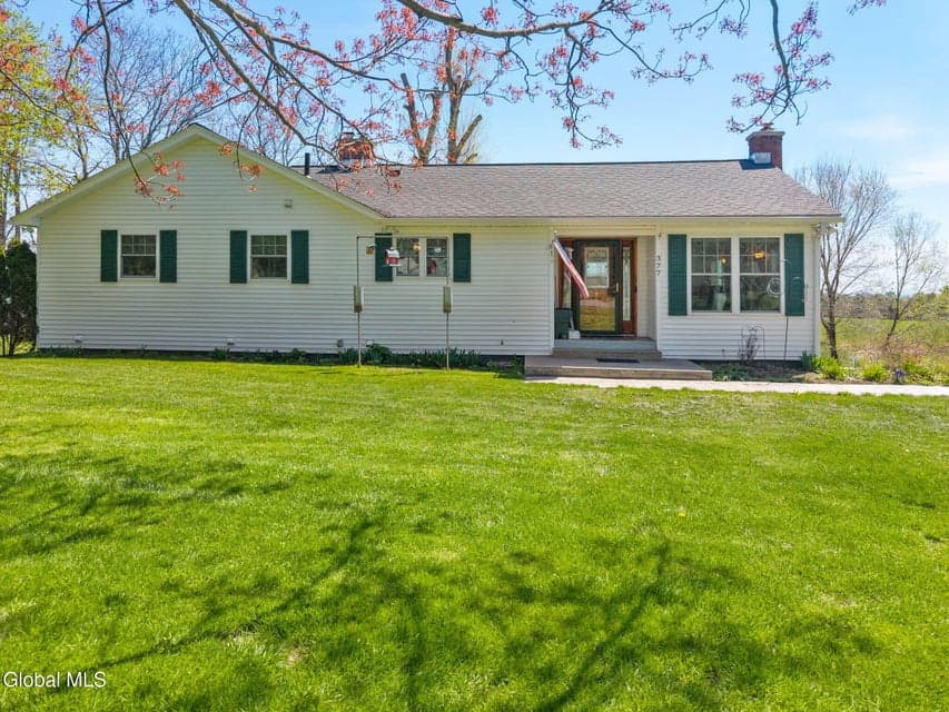 377 Pangburn Road, Rotterdam, NY 12306