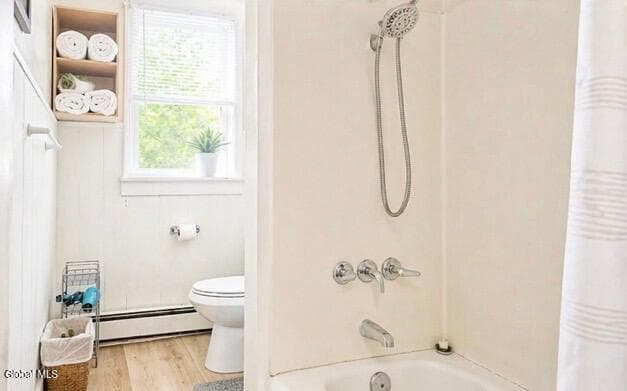 677 Pawling Avenue, photo 3