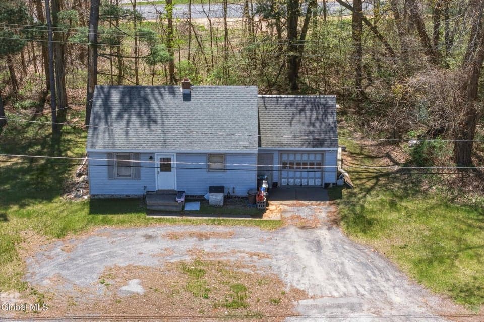 458 NY-146, photo 2