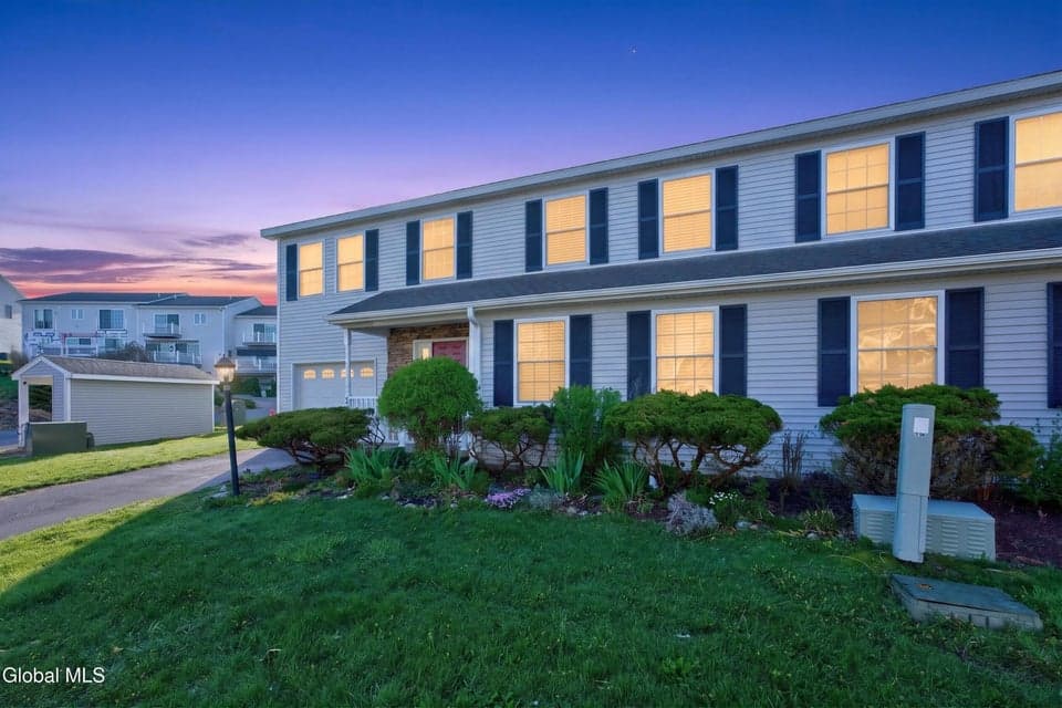 22 Van Winkle Road, Hudson, NY 12534
