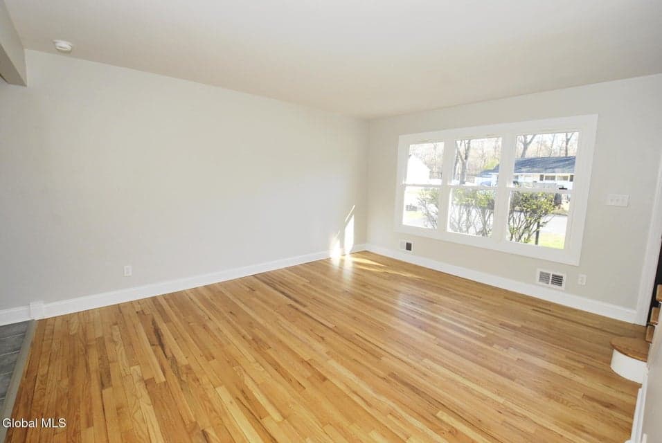 10 Bridle Path, photo 4