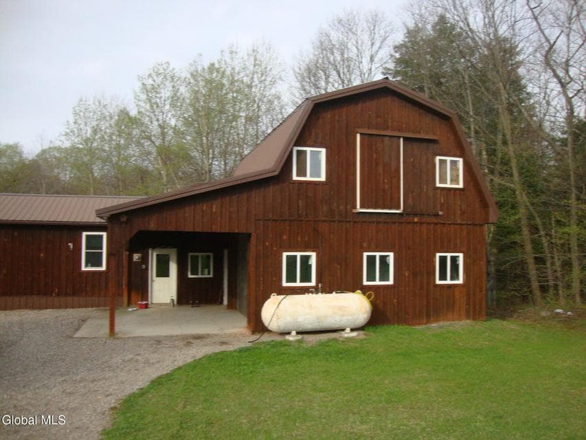 452 Goulds Road