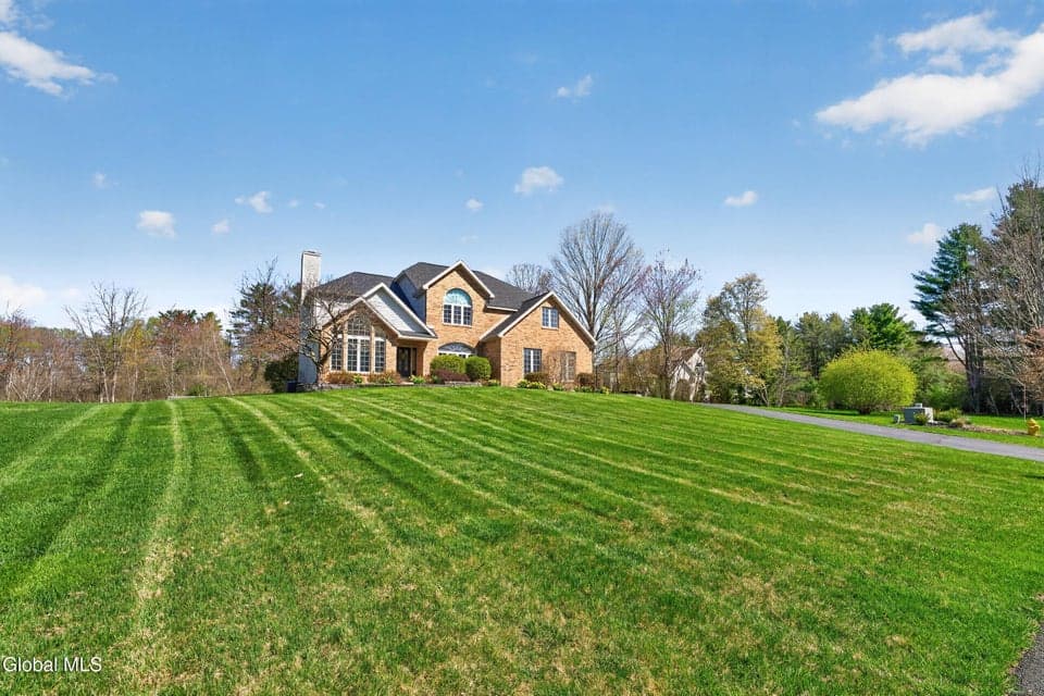 43 Spice Mill Boulevard, Halfmoon, NY 12065