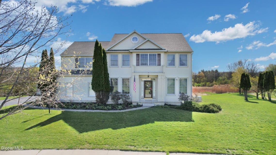 12 Magnolia Way, photo 1