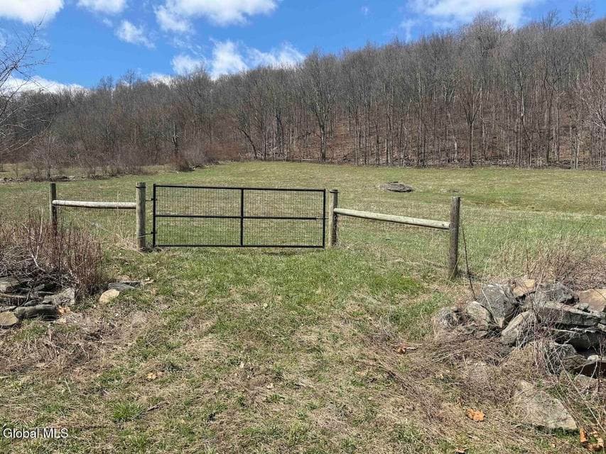 L25 Brand Hollow Road, photo 1