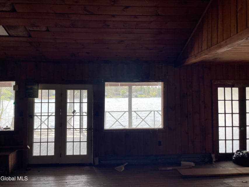 100 Holser Road, photo 2