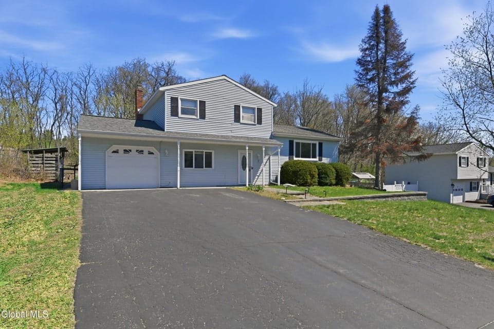 9 Kingsley Avenue