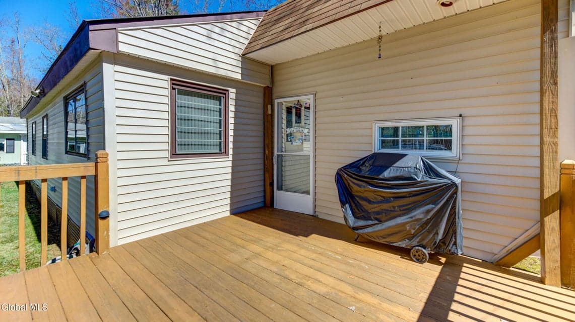 241 Old Piseco Road, photo 3