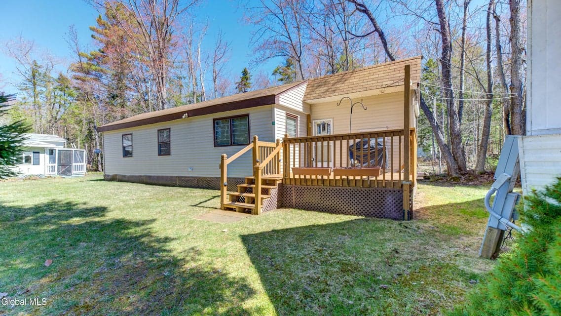 241 Old Piseco Road, photo 2