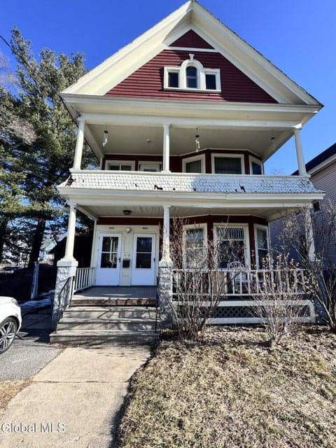 2531 Campbell Avenue, photo 1