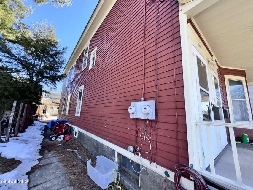 2531 Campbell Avenue, photo 2