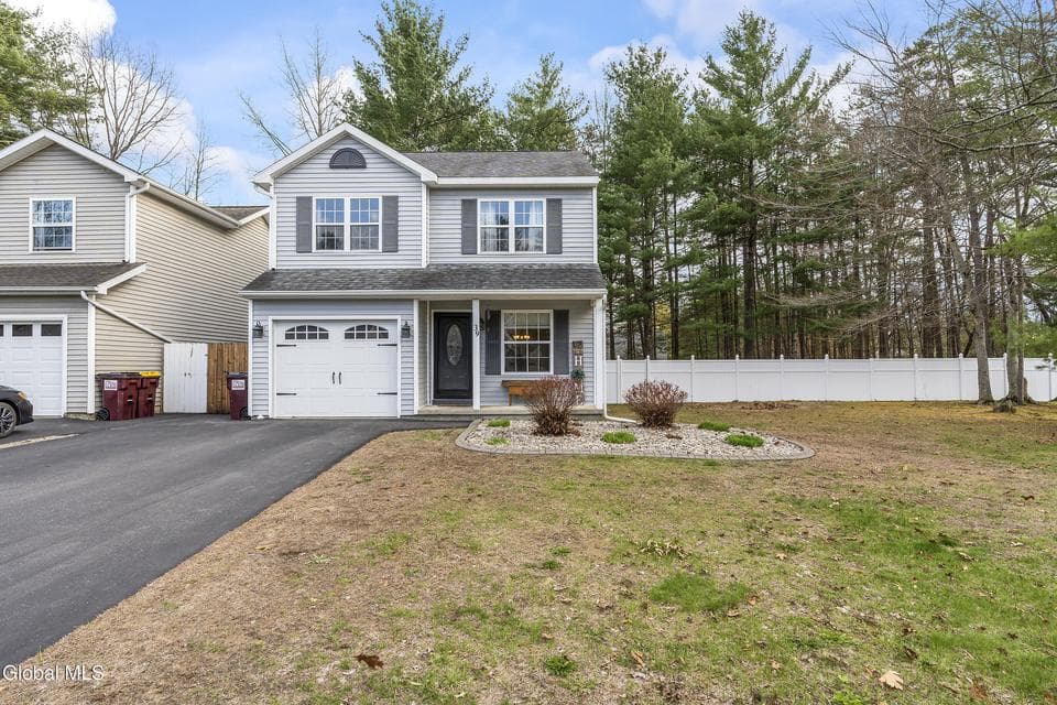 39 Woodthrush Court, photo 1