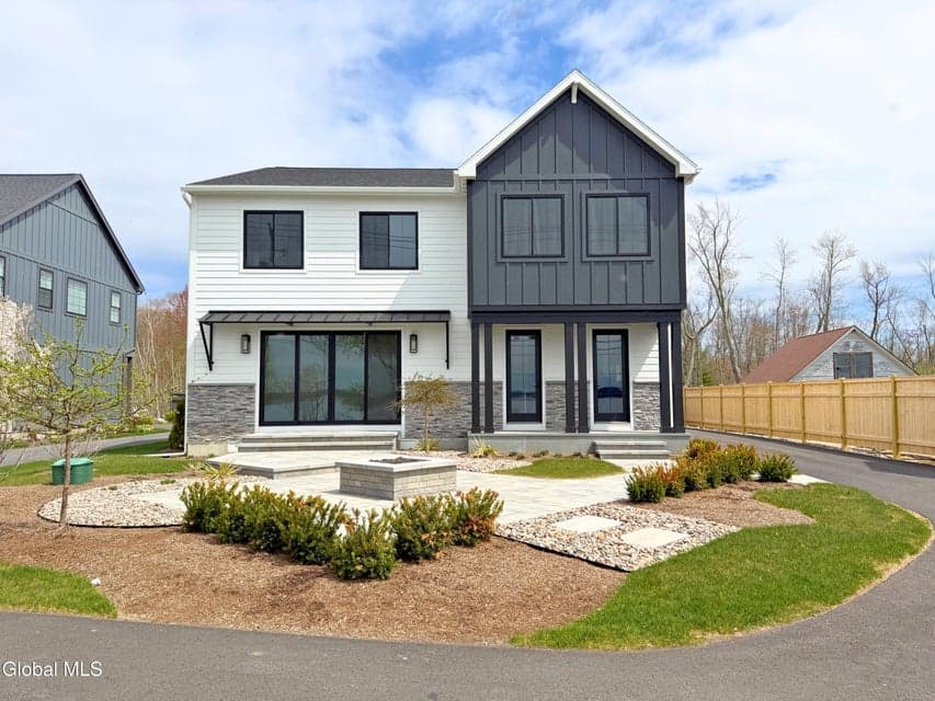 1390 Route 9P, Saratoga Springs, NY, photo 1