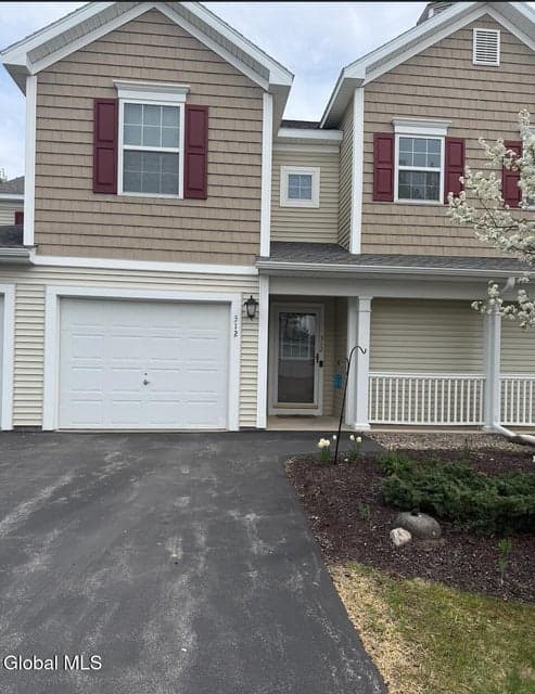 312 Willow Court, photo 2
