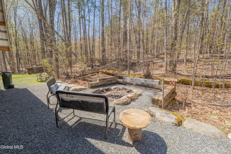 141 River Road, photo 5