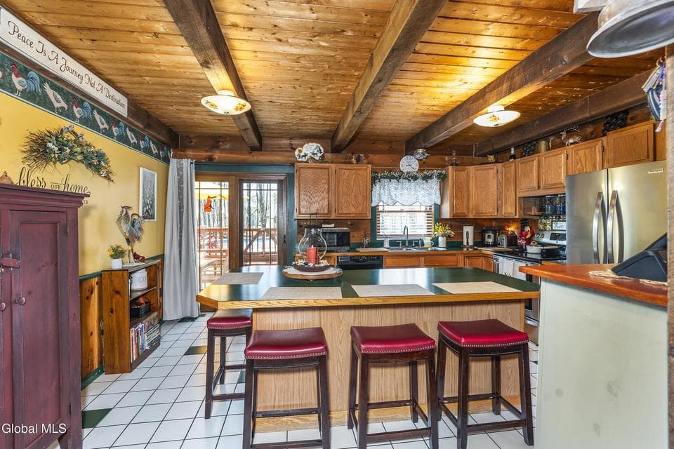 170 Butler Road, photo 5