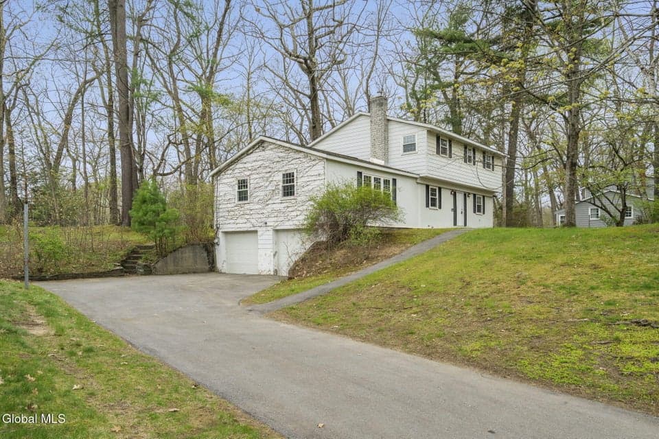19 Glenwood Drive, photo 3