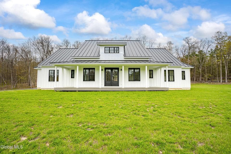 160 County Route 403, photo 1