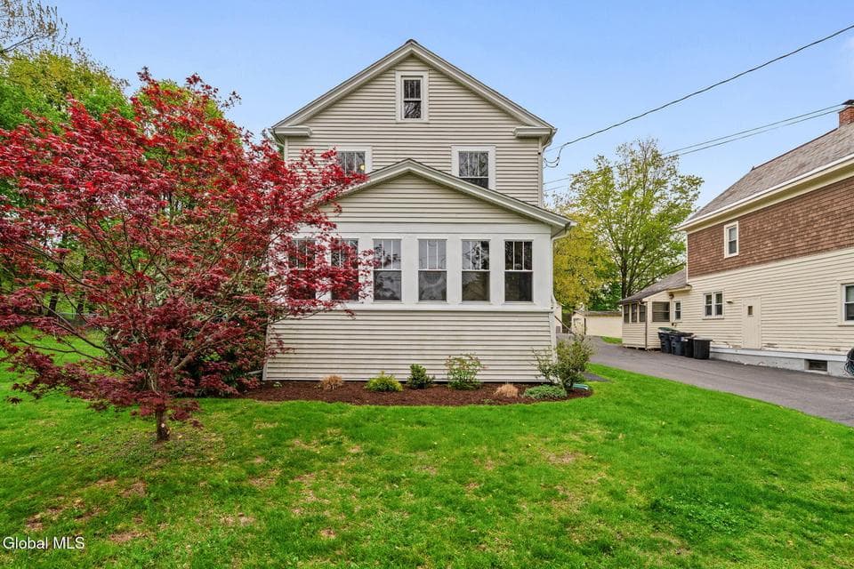 30 Electric Avenue, East Greenbush, NY 12061